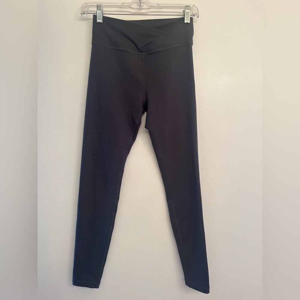 Ethos leggings short in gray size S